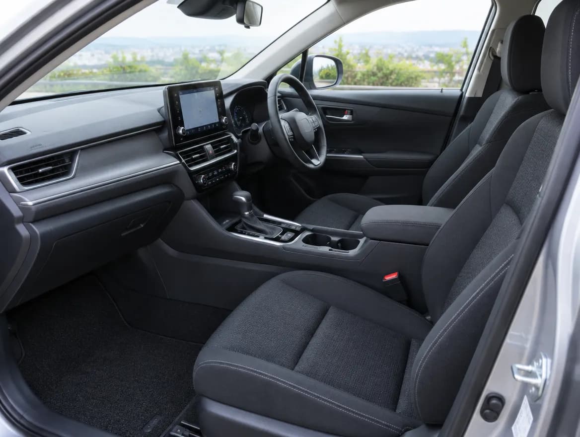Toyota RAV4 2.5 Hybrid AWD-i Selection e-CVT — zdjęcie 2
